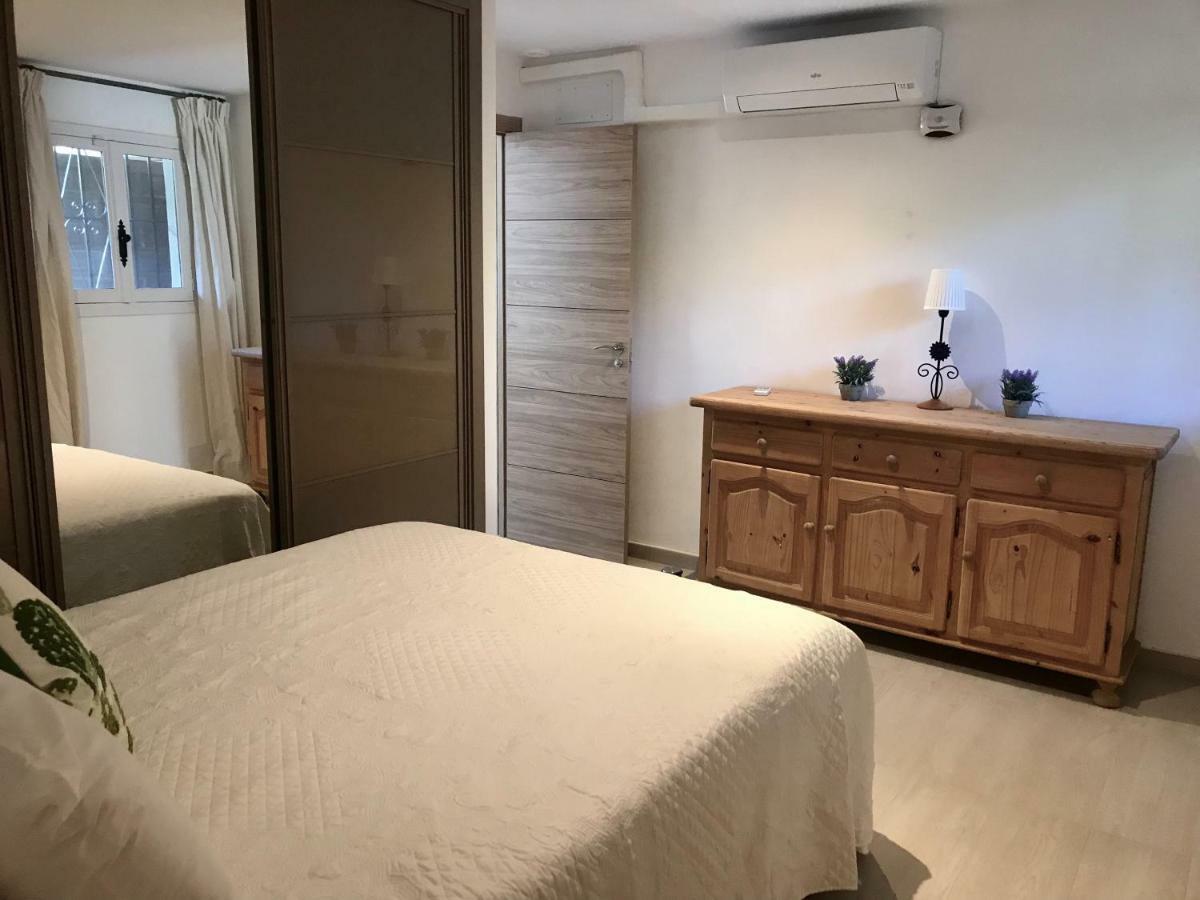 Beachside 2bed/2bath With Large Patio And Pool *